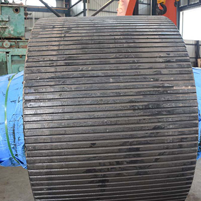 Silicon manganese steel roller