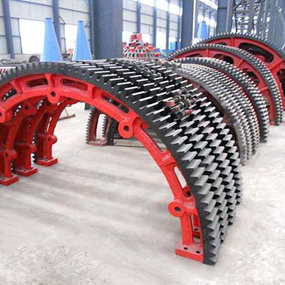 Alloyed high manganese steel gear wheel